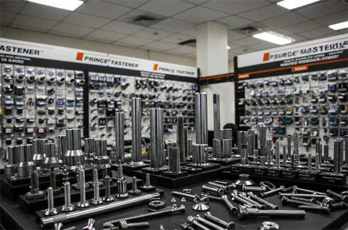 self tapping sheet metal screws with rubber washer princefastener.com self tapping sheet metal screws with rubber washer princefastener.com