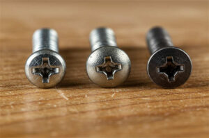 parafusos de máquina com cabeça de enchimento princefastener.com